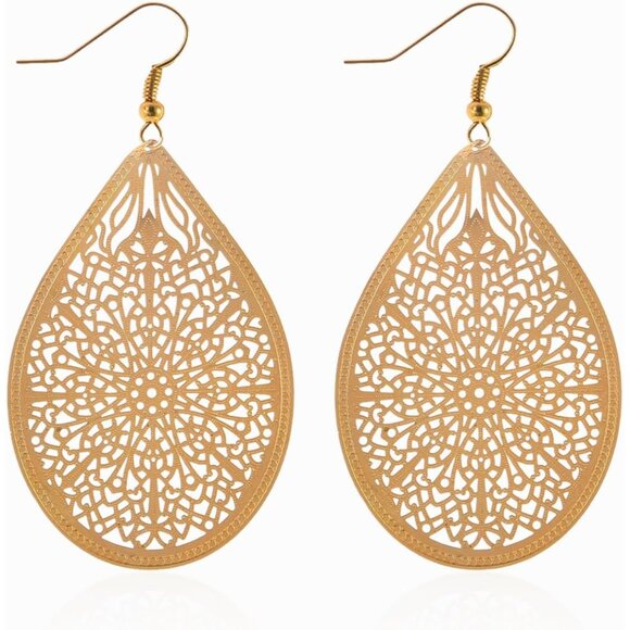 Jewelry - Lightweight Filigree Gold Teardrop Earrings - Elegant Statement Jewelry